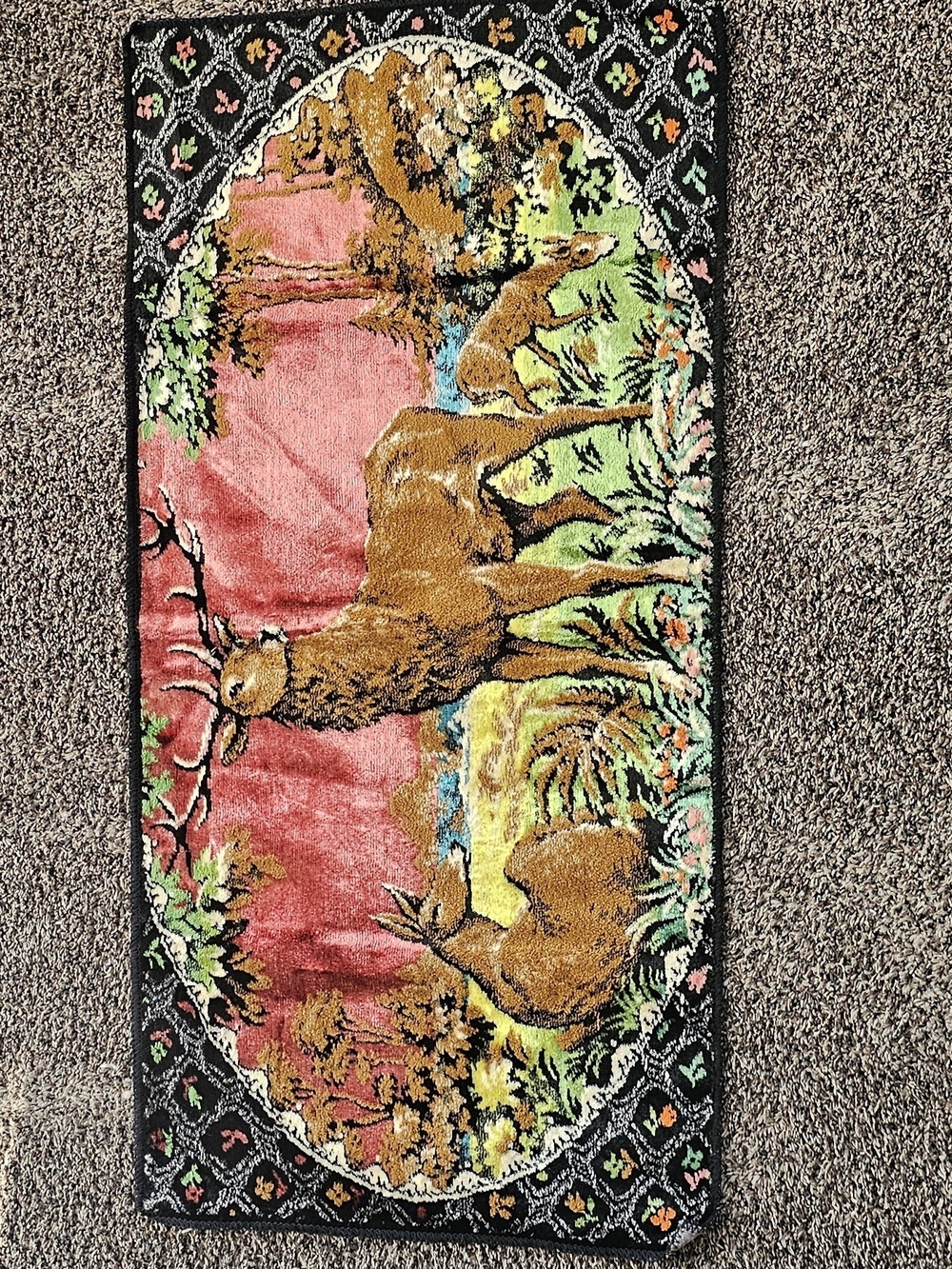 Vintage Decorative Deer Print Wall Hanging
